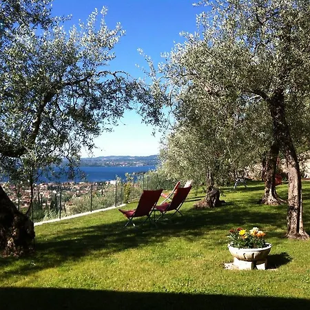 Bed and Breakfast Giardini Di Corte