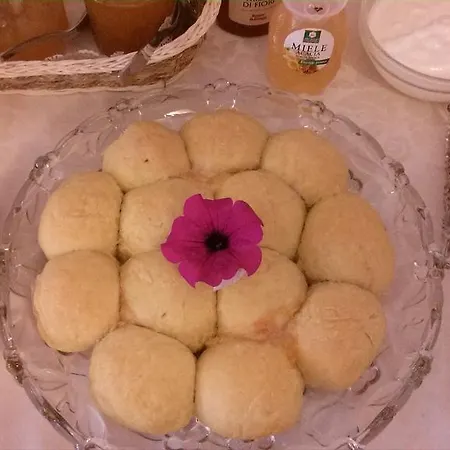 Bed and Breakfast Giardini Di Corte