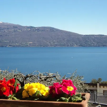 Konukevi Giardini Di Corte