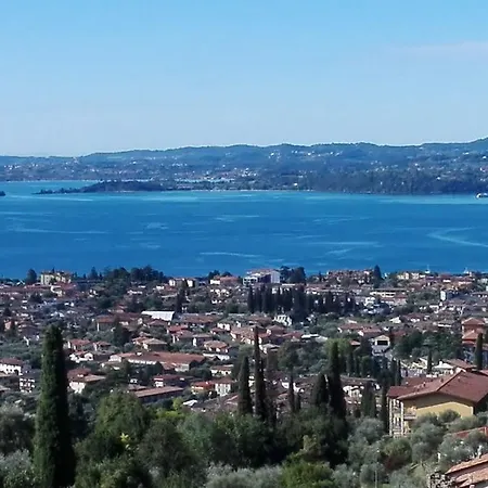 Bed and Breakfast Giardini Di Corte 3*