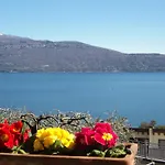 ゲストハウス Giardini Di Corte