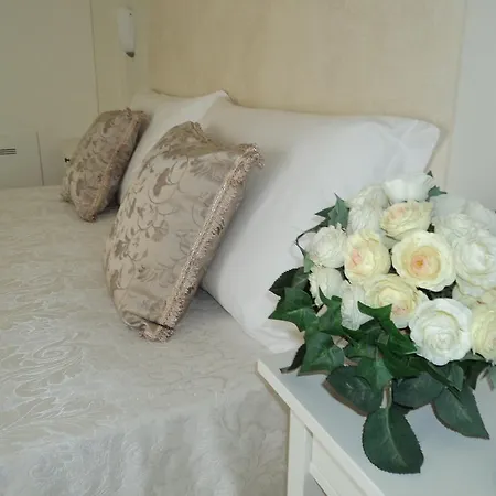 فندق مبيت وإفطار Giardini Di Corte Pulciano